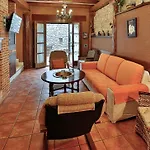El Lagar Country house *